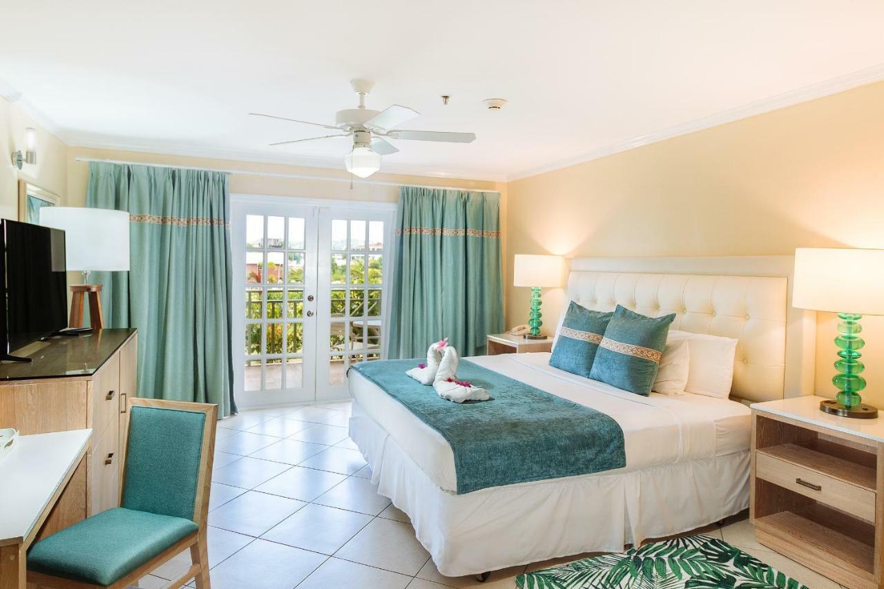 גרוס איילט Bay Gardens Beach Resort & Spa מראה חיצוני תמונה